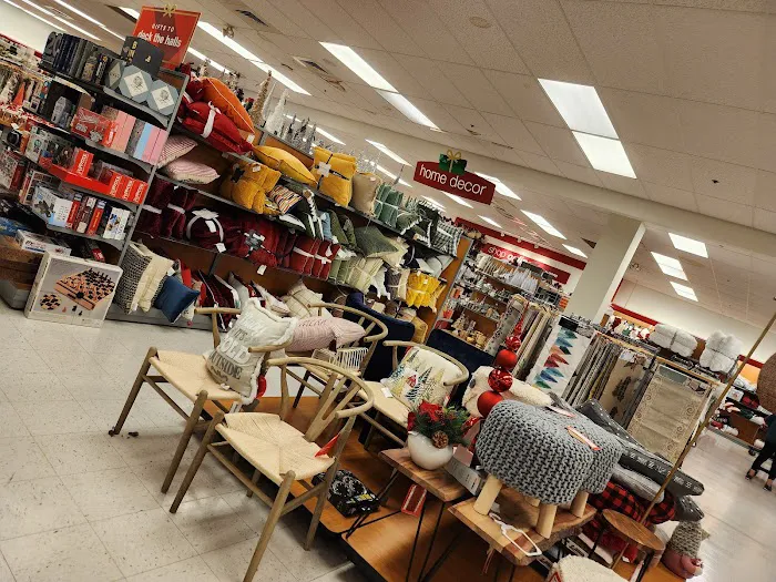 T.J. Maxx 5
