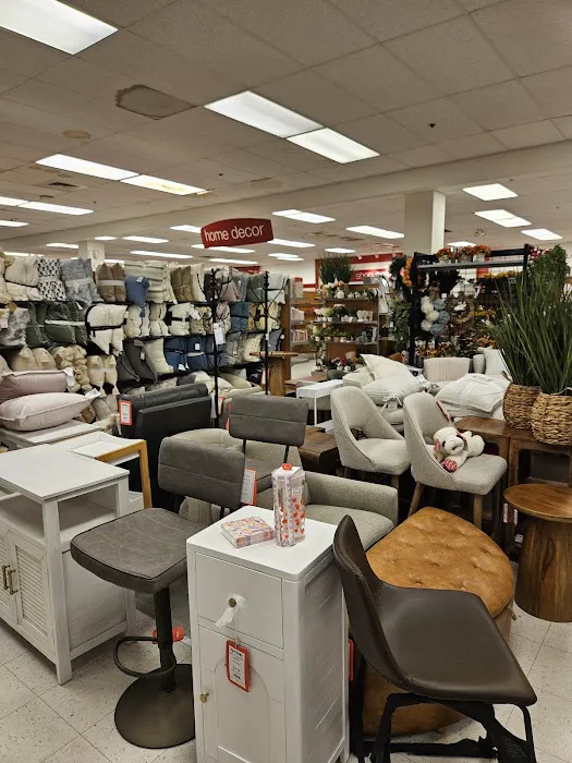 T.J. Maxx 7