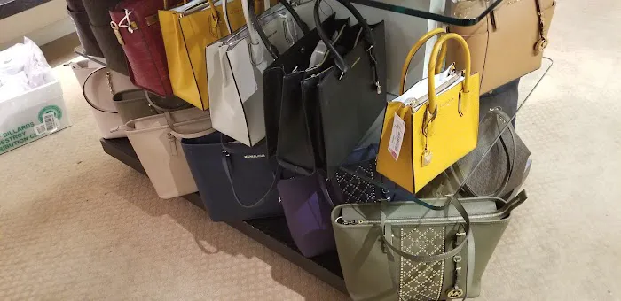 Dillard's 7