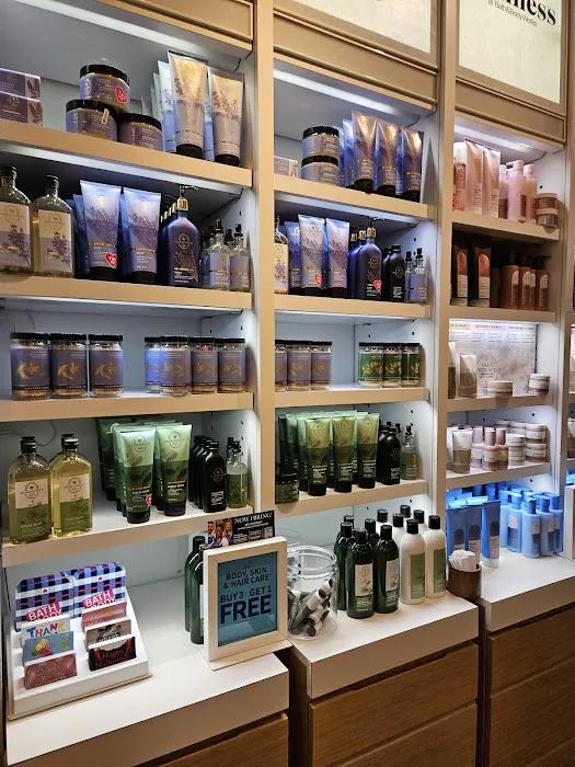 Bath & Body Works 1