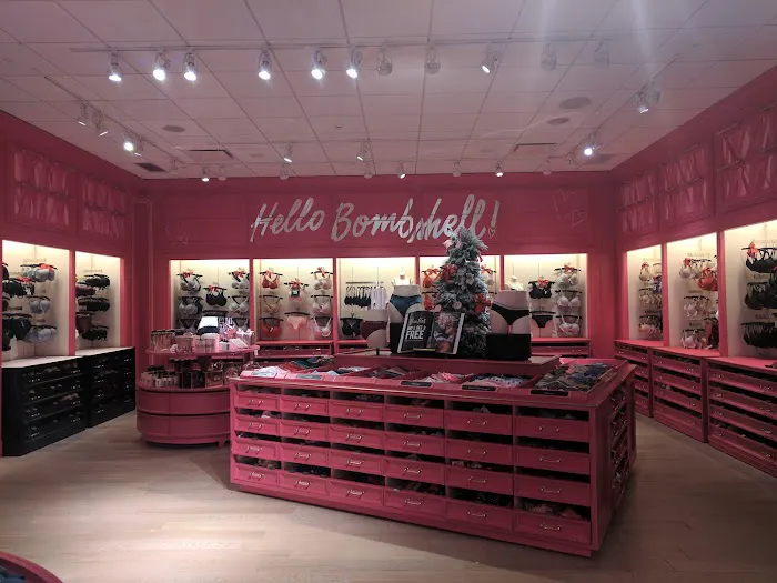 Victoria's Secret 0