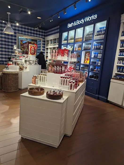 Bath & Body Works 1