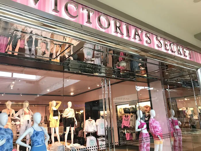 Victoria's Secret & PINK by Victoria's Secret 1
