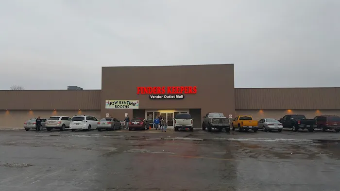 Finders Keepers Vendor Outlet Mall 2