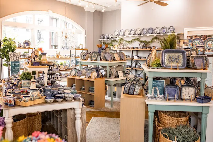Willow and Pine Market 2