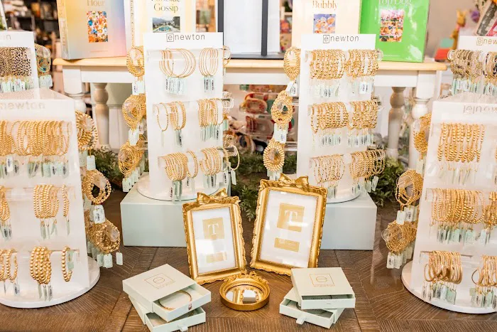 Willow and Pine Market 4