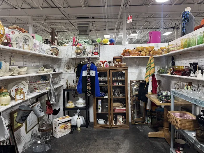 Lexington Peddlers Mall 7
