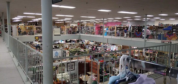 Lexington Peddlers Mall 6