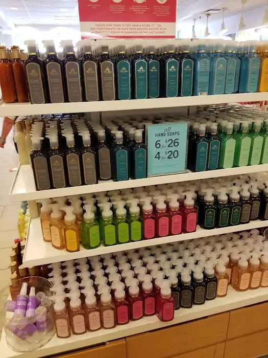 Bath & Body Works 6