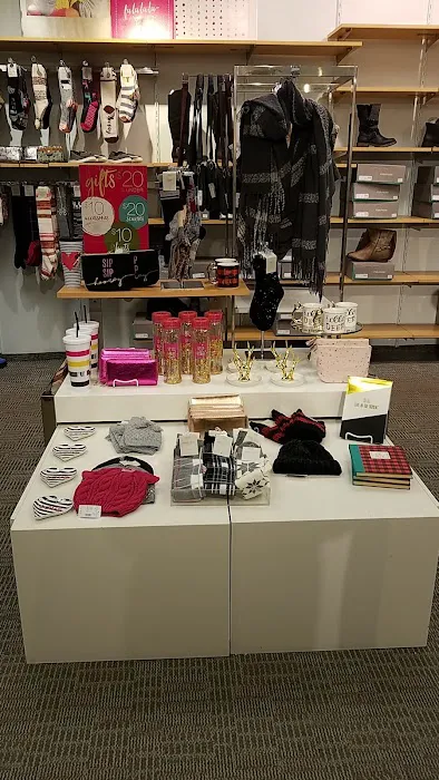 Maurices 1