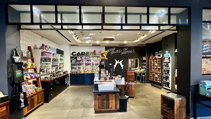 Lush Cosmetics Summit at Fritz Farm 0