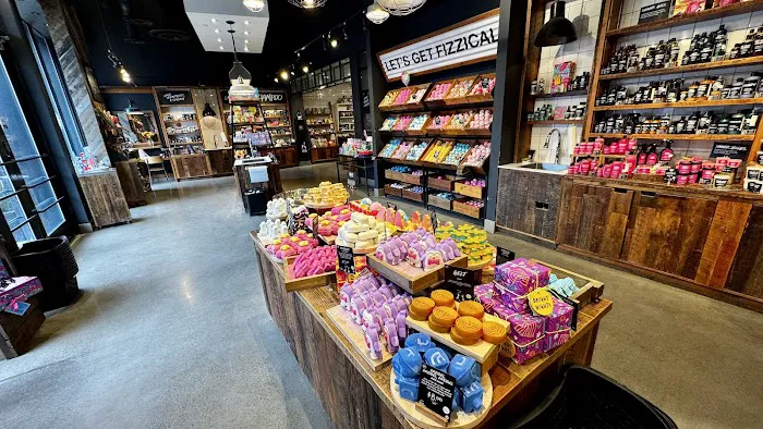 Lush Cosmetics Summit at Fritz Farm 1