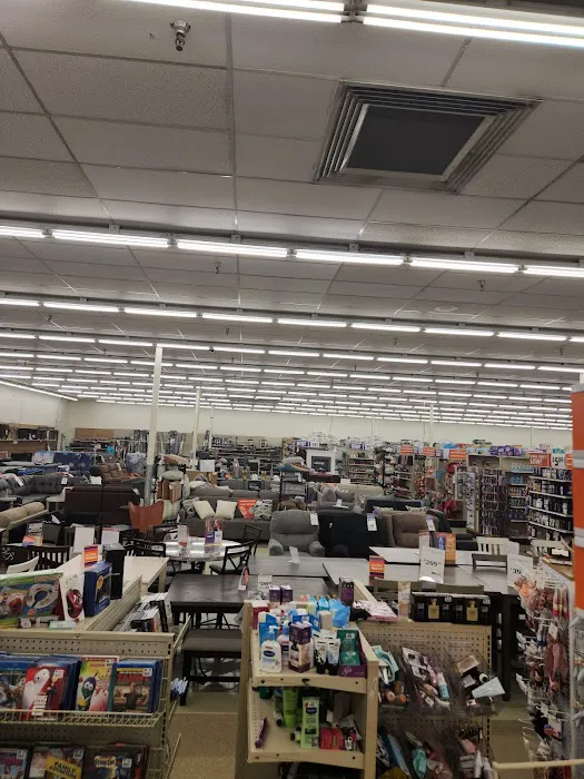 Big Lots 4