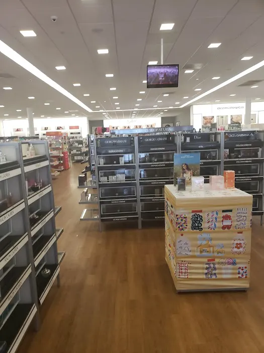 Five Below 4