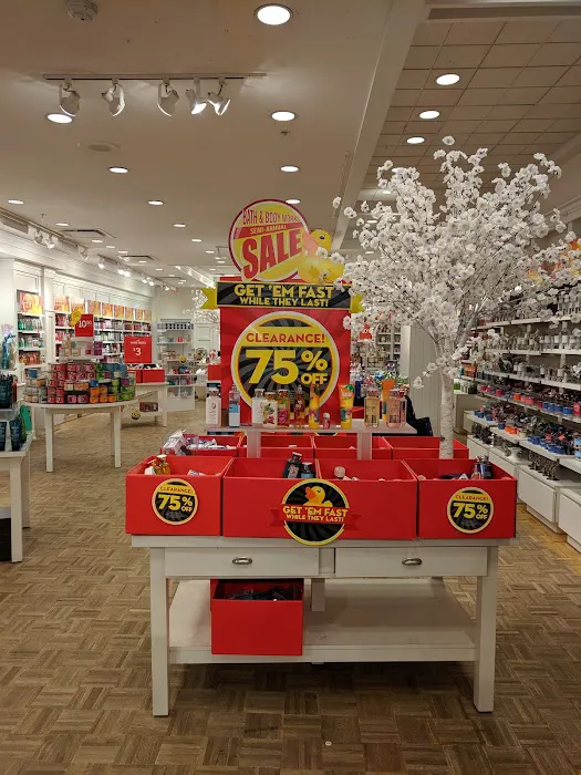 Bath & Body Works 1
