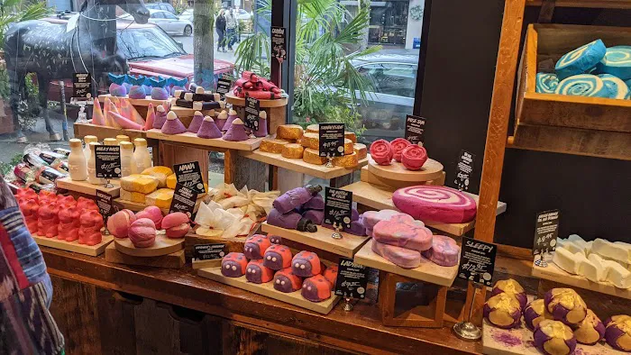 Lush Cosmetics Portland 5