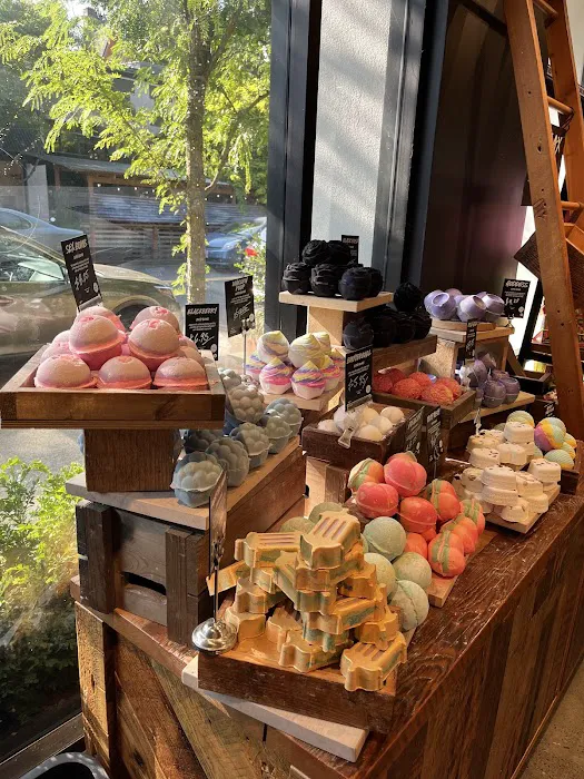 Lush Cosmetics Portland 8