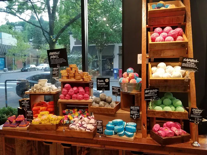 Lush Cosmetics Portland 2