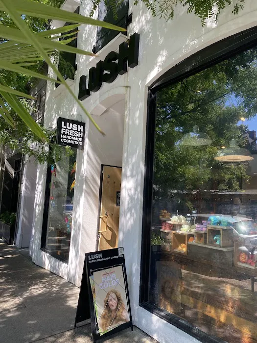 Lush Cosmetics Portland 9
