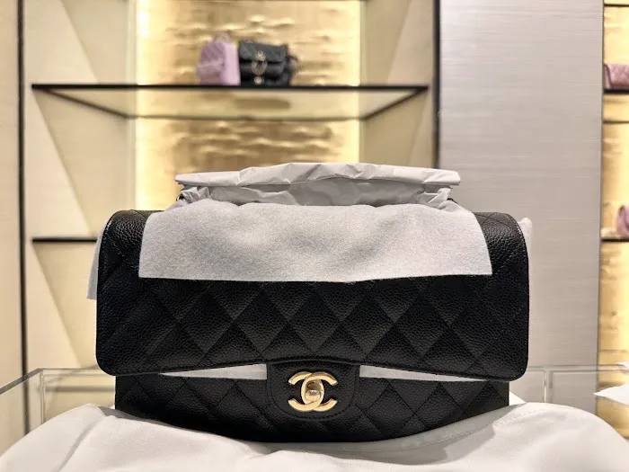 CHANEL 7