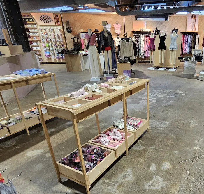 Urban Outfitters 3