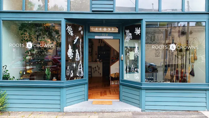 Roots & Crowns Apothecary 8