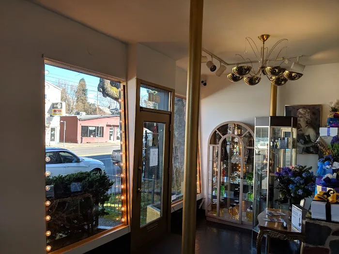 The Perfume House 8