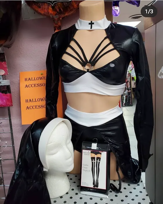 Eye Candy Fashions LLC 6