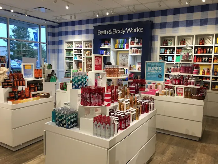 Bath & Body Works 4