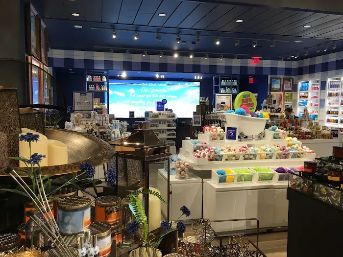Bath & Body Works 2