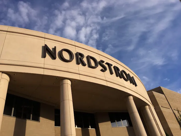 Nordstrom 0