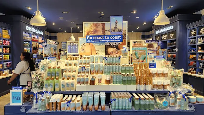 Bath & Body Works 6