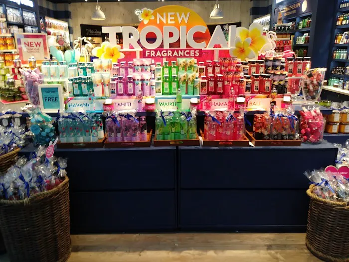 Bath & Body Works 9