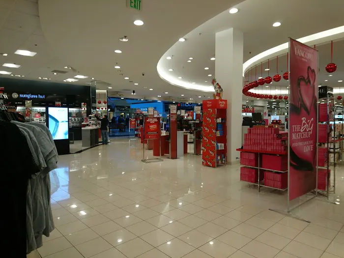 Macy's 4