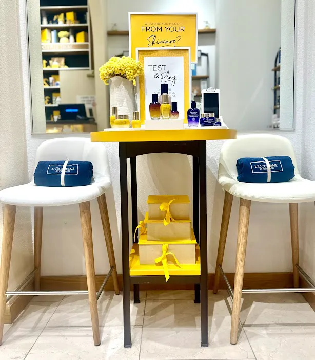 L'OCCITANE EN PROVENCE 8