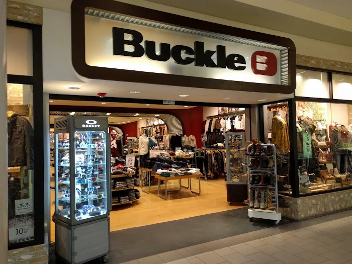 Buckle 2