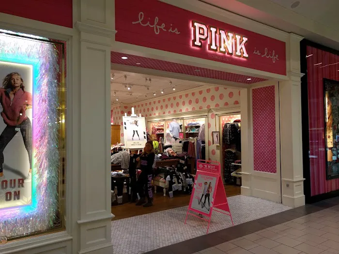 Victoria's Secret & PINK by Victoria's Secret 0
