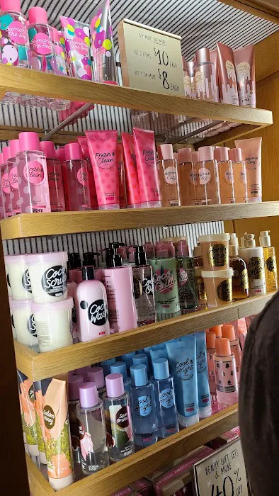 Victoria's Secret & PINK by Victoria's Secret 7