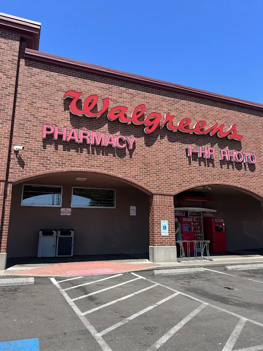 Walgreens 4