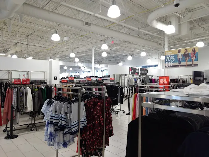 Saks OFF 5TH 7