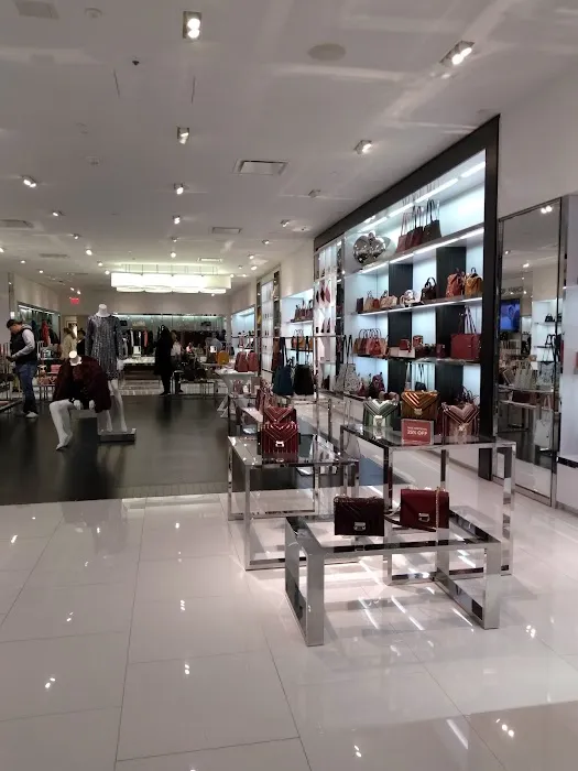 Michael Kors 9