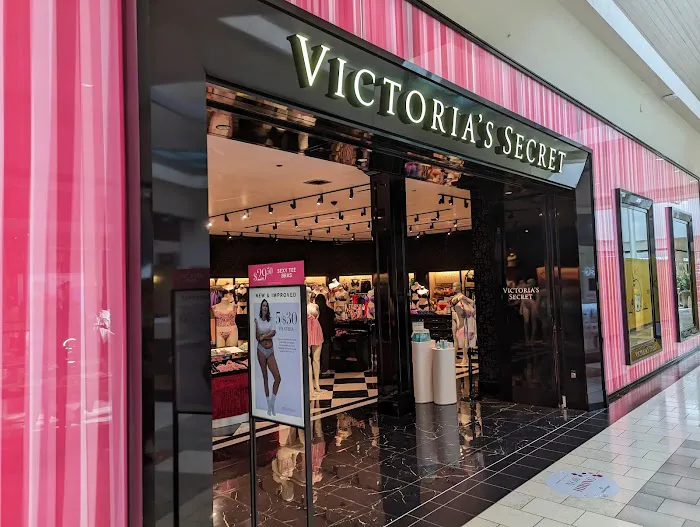 PINK by Victoria's Secret 1
