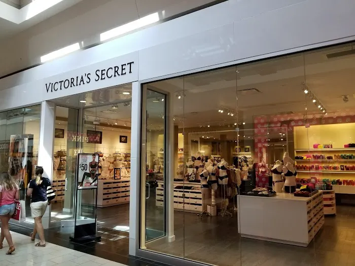 Victoria's Secret & PINK by Victoria's Secret 5