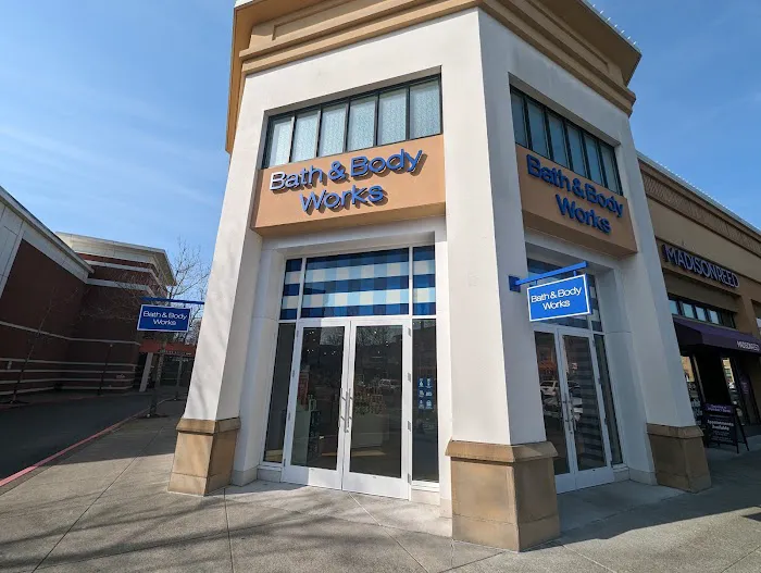 Bath & Body Works 1