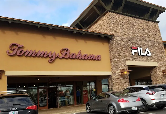 Tommy Bahama Outlet 3