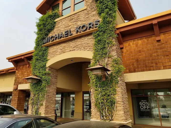 Michael Kors Outlet 5