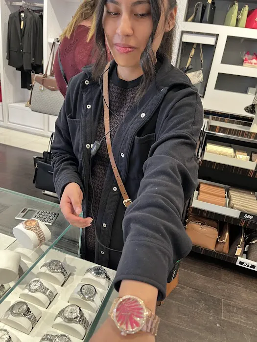 Michael Kors Outlet 8