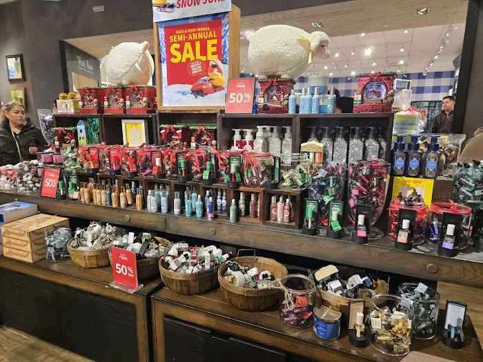 Bath & Body Works 2