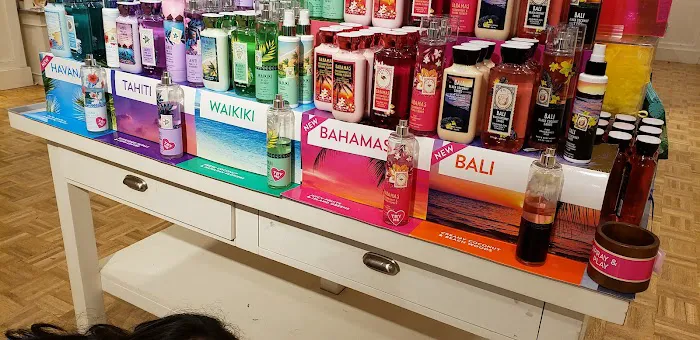 Bath & Body Works 7