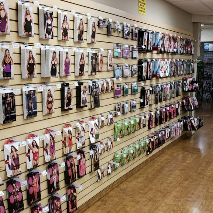 Eva's Boutique 1
